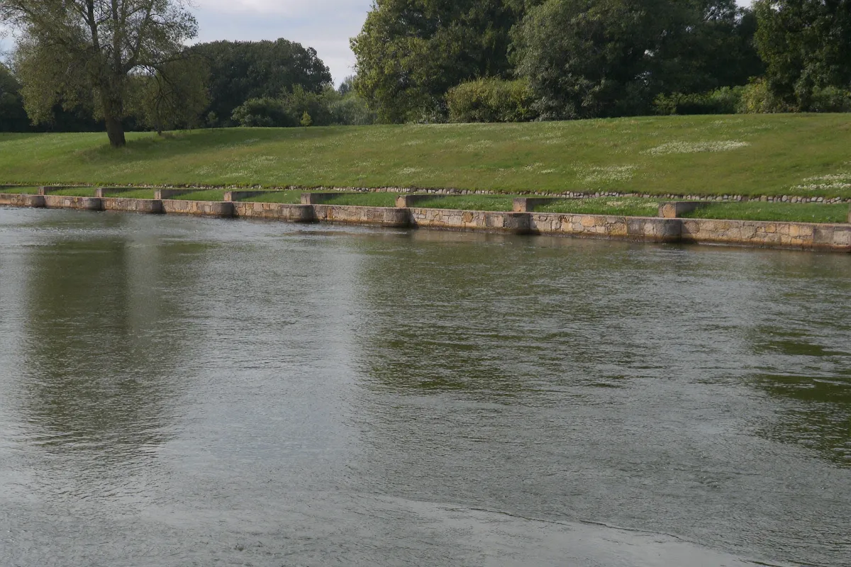 La Sarthe traversant Le Mans, quais et berges